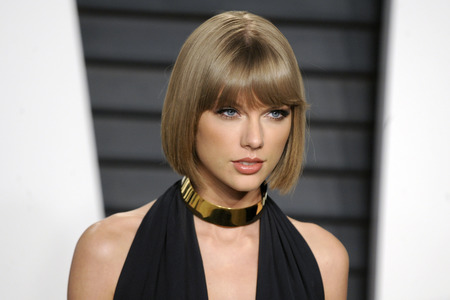 Vanity Fair Oscar Party 2016 in Beverly Hills