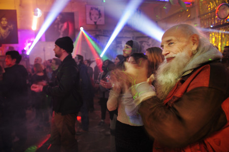 Techno-Opa-Party in Berlin