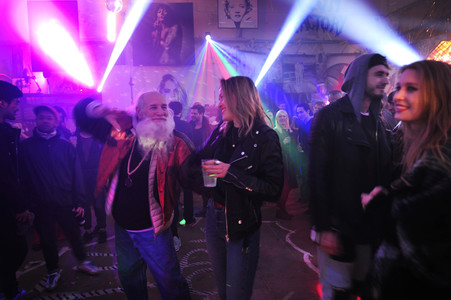 Techno-Opa-Party in Berlin