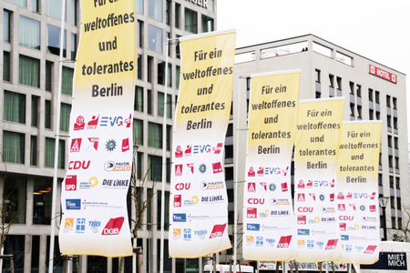 Demo von Neonazis, Hooligans, BRD GmbHlern, usw.