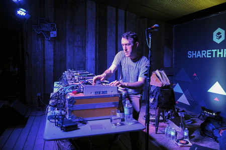RJD2 live in Austin