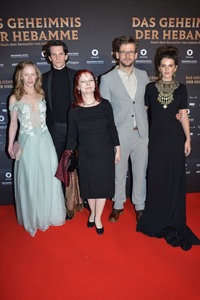 Filmpremiere 'Das Geheimnis der Hebamme' in München