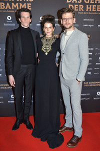 Filmpremiere 'Das Geheimnis der Hebamme' in München