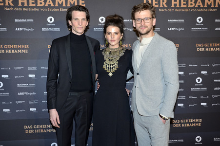 Filmpremiere 'Das Geheimnis der Hebamme' in München