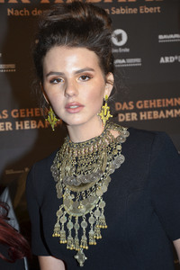 Filmpremiere 'Das Geheimnis der Hebamme' in München