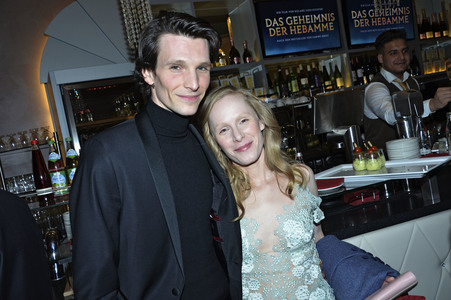 Filmpremiere 'Das Geheimnis der Hebamme' in München