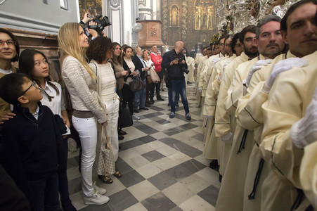Maria Santisima de Lágrimas y Favores Prozession in Malaga