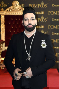 Präsentation der neuen Mode-Kollektion POMPÖÖS by CHANNEL21 live in Berlin