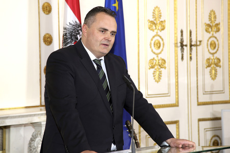 Mag. Hans Peter Doskozil, Bundesminister für Verteidigung und Sport der republik Österreich