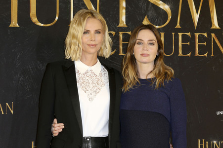 Photocall zu 'The Huntsman & the Ice Queen' in Hamburg