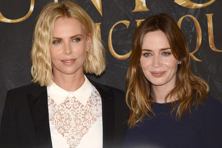 Photocall zu 'The Huntsman & the Ice Queen' in Hamburg