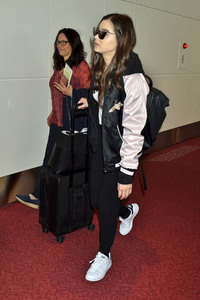 Ankunft von Hailee Steinfeld in Tokio