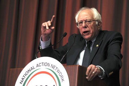 Bernie Sanders spricht auf der National Convention in New York