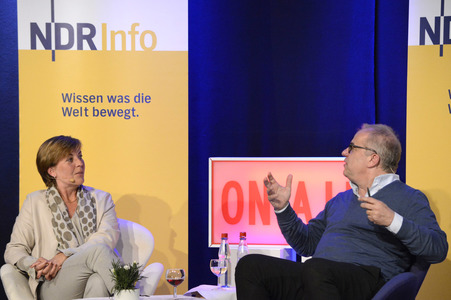 Talksendung 'Frauengeschichten' in Neustadt