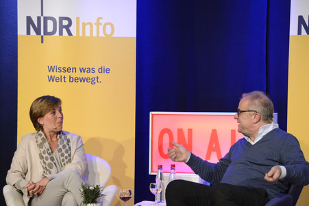Talksendung 'Frauengeschichten' in Neustadt