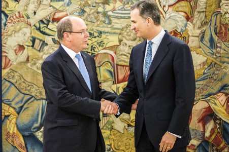 König Felipe empfängt Fürst Albert in Madrid