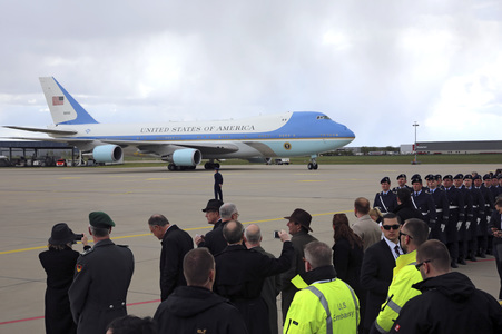 Ankunft von Barack Obama auf dem Flughafen Hannover-Langenhagen