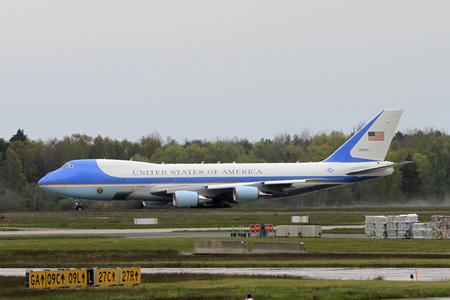 Ablug von Barack Obama aus Hannover-Langenhagen