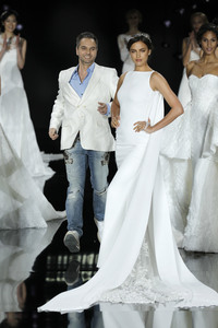Pronovias Brautmoden Fashion Show auf der Barcelona Bridal Week 2016