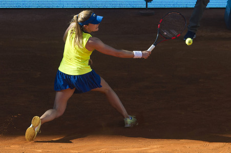 Tennis Match Alizé Cornet vs Victoria Azarenka in Madrid