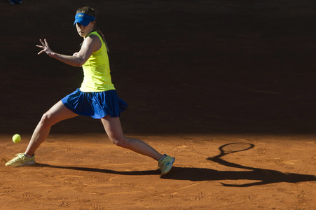 Tennis Match Alizé Cornet vs Victoria Azarenka in Madrid