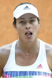 Tennis Match Louisa Chirico vs Ana Ivanović in Madrid