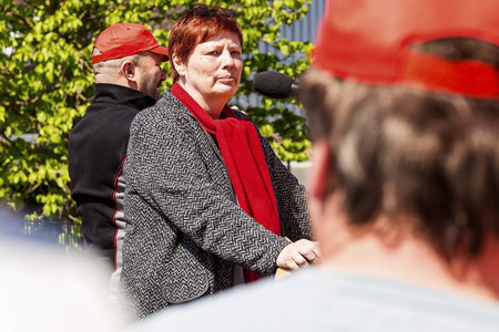 Warnstreick der IG Metall  in Obertshausen