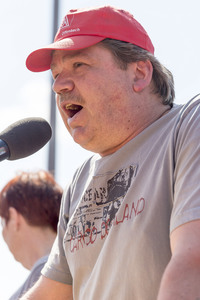 Warnstreick der IG Metall  in Obertshausen