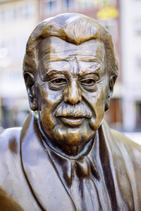 Willy-Millowitsch-Denkmal in Köln