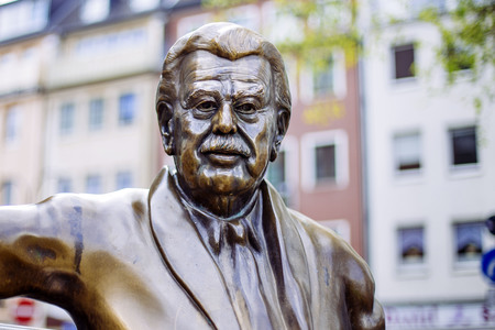 Willy-Millowitsch-Denkmal in Köln