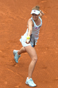 Tennis Match Irina-Camelia Begu vs Simona Halep in Madrid