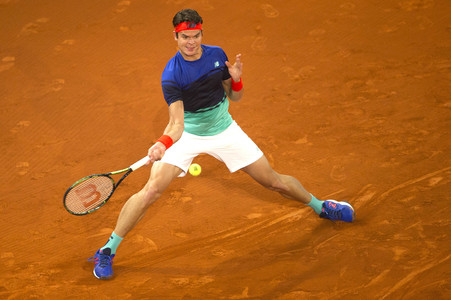 Tennis Match Novak Djokovic vs Milos Raonic in Madrid