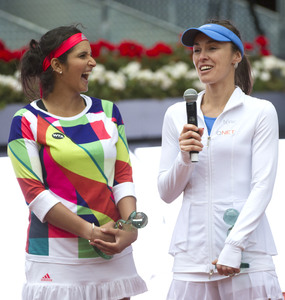 Tennis Match Martina Hingis und Sania Mirza vs Carolina Garcia und Kristina Mladenovic in Madrid