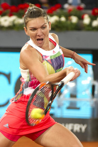 Tennis Match Dominika Cibulková vs Simona Halep in Madrid