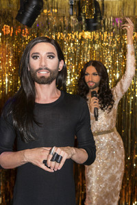 Enthüllung der Wachsfigur von Conchita Wurst in Berlin