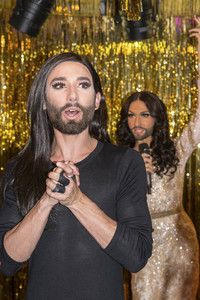 Enthüllung der Wachsfigur von Conchita Wurst in Berlin