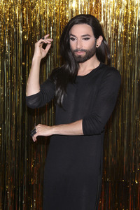 Enthüllung der Wachsfigur von Conchita Wurst in Berlin