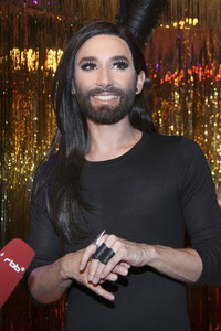 Enthüllung der Wachsfigur von Conchita Wurst in Berlin