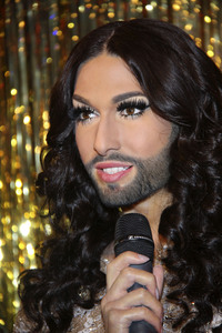 Enthüllung der Wachsfigur von Conchita Wurst in Berlin