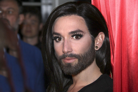 Enthüllung der Wachsfigur von Conchita Wurst in Berlin