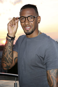 Jerome Boateng präsentiert seine Brillenkollektion in Berlin