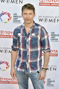 Gala 'An Evening with Women' in Los Angeles