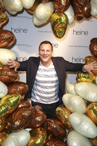Präsentation 'Guido Maria Kretschmer by heine' in Hamburg