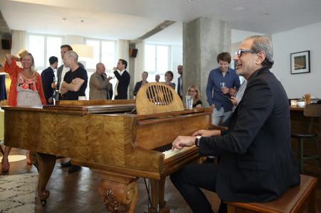 'Independence Day: Wiederkehr' Party in Berlin