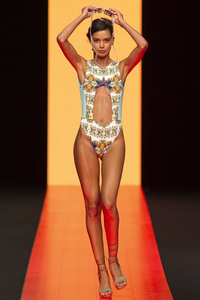 Hipertrofico Fashion Show, Swimwear Fashion Week Moda Cálida 2016