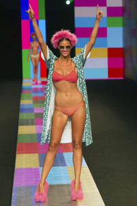 Agatha Ruiz de la Prada Fashion Show, Swimwear Fashion Week Moda Cálida 2016