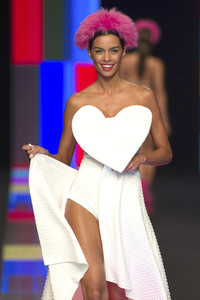 Agatha Ruiz de la Prada Fashion Show, Swimwear Fashion Week Moda Cálida 2016