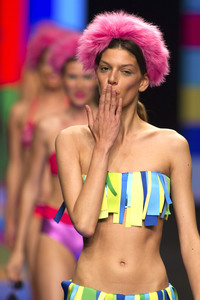 Agatha Ruiz de la Prada Fashion Show, Swimwear Fashion Week Moda Cálida 2016