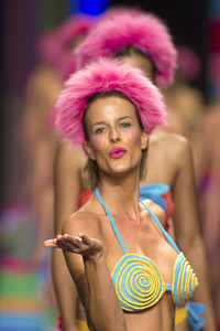 Agatha Ruiz de la Prada Fashion Show, Swimwear Fashion Week Moda Cálida 2016