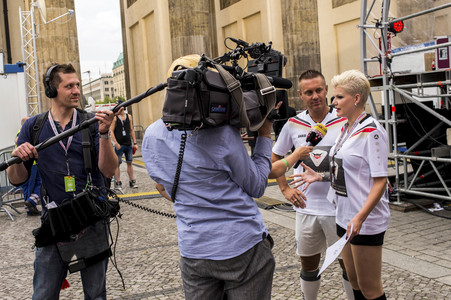 Fans beim UEFA-Fußball-Europameisterschaft 2016 Spiel Deutschland gegen Polen in Berlin